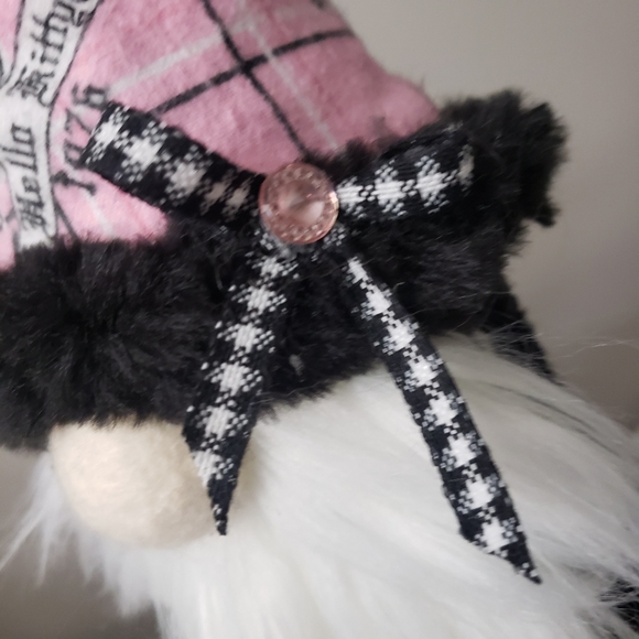 Hello kitty gnome with ceramic display base - Picture 11 of 14